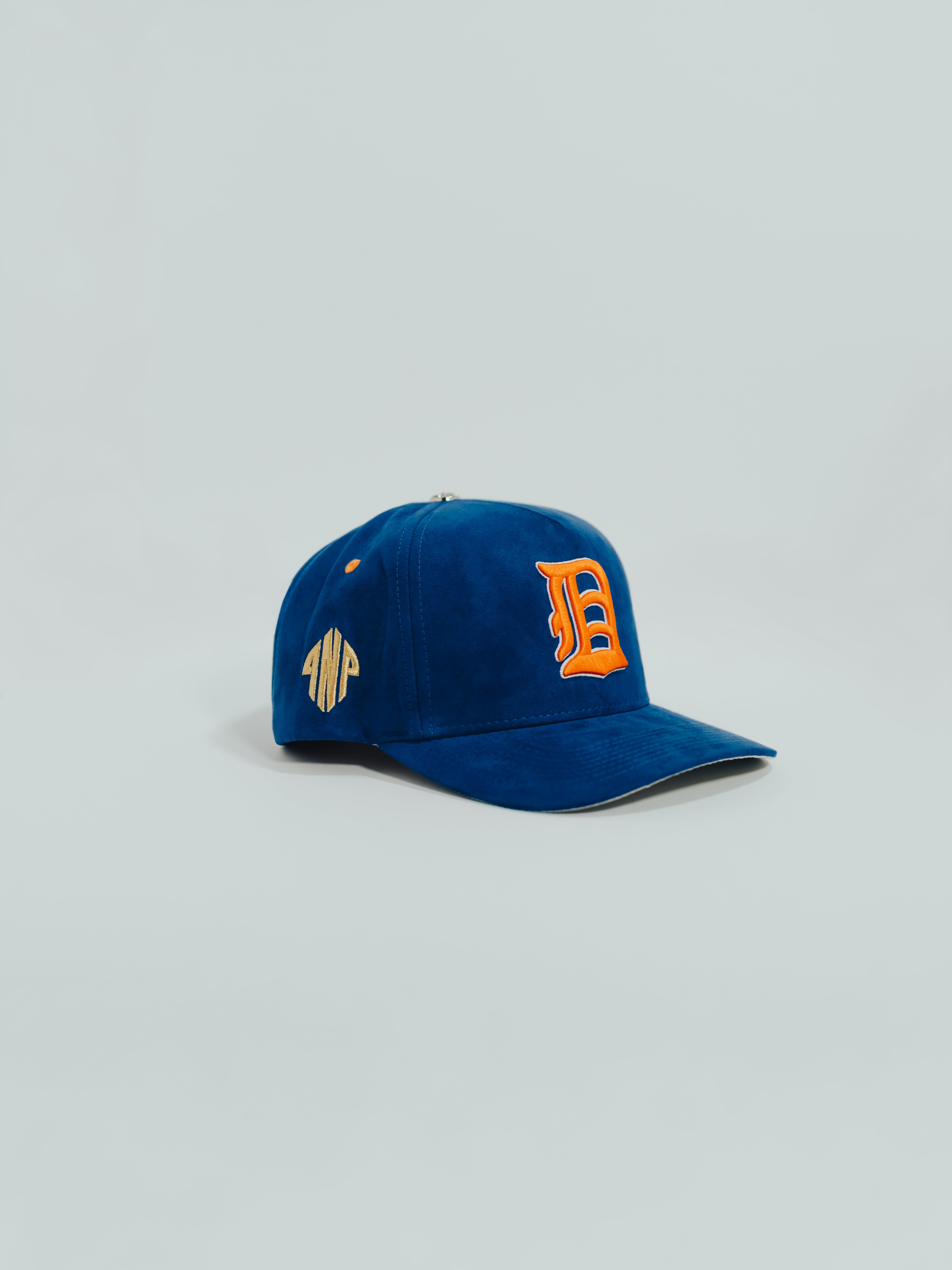 QNP XVII LO$ BRONCOS